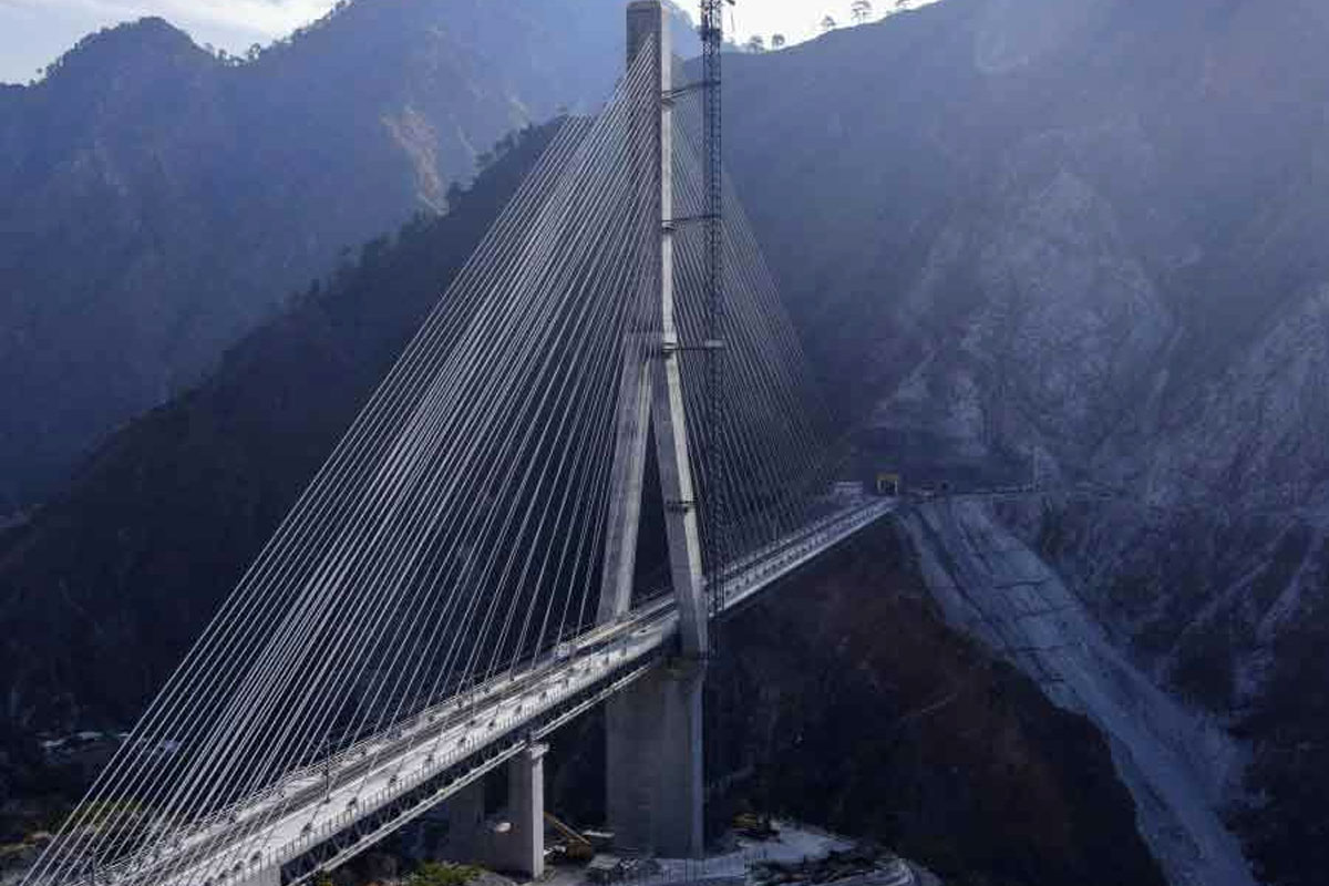 পহেলগাম কাণ্ডের পর আজ প্রথম কাশ্মীরে মোদী
