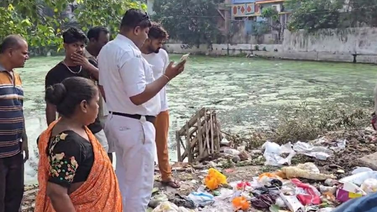 বেহালায় আবর্জনার স্তূপে সদ্যোজাতর দেহ উদ্ধার