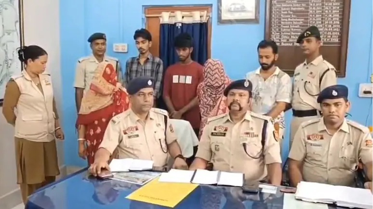 তুতো বোনের প্রেমিককে খুনের অভিযোগে গ্রেপ্তার চিকিৎসক সহ ৬