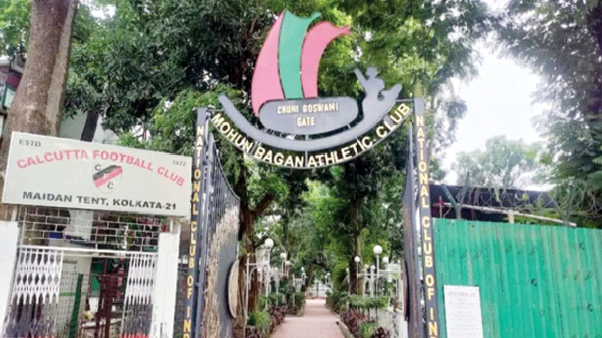 মোহনবাগানের নির্বাচনে আড়ি-ভাব খেলায় করমর্দন