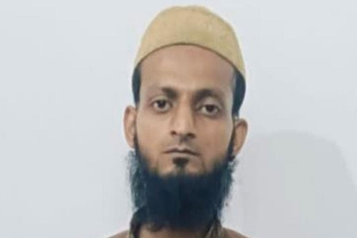 হোয়াট্‌সঅ্যাপের মাধ্যমে তরুণদের নিয়োগ বিভিন্ন শহরে, জেরায় জানাল পাক গুপ্তচর তুফাইল