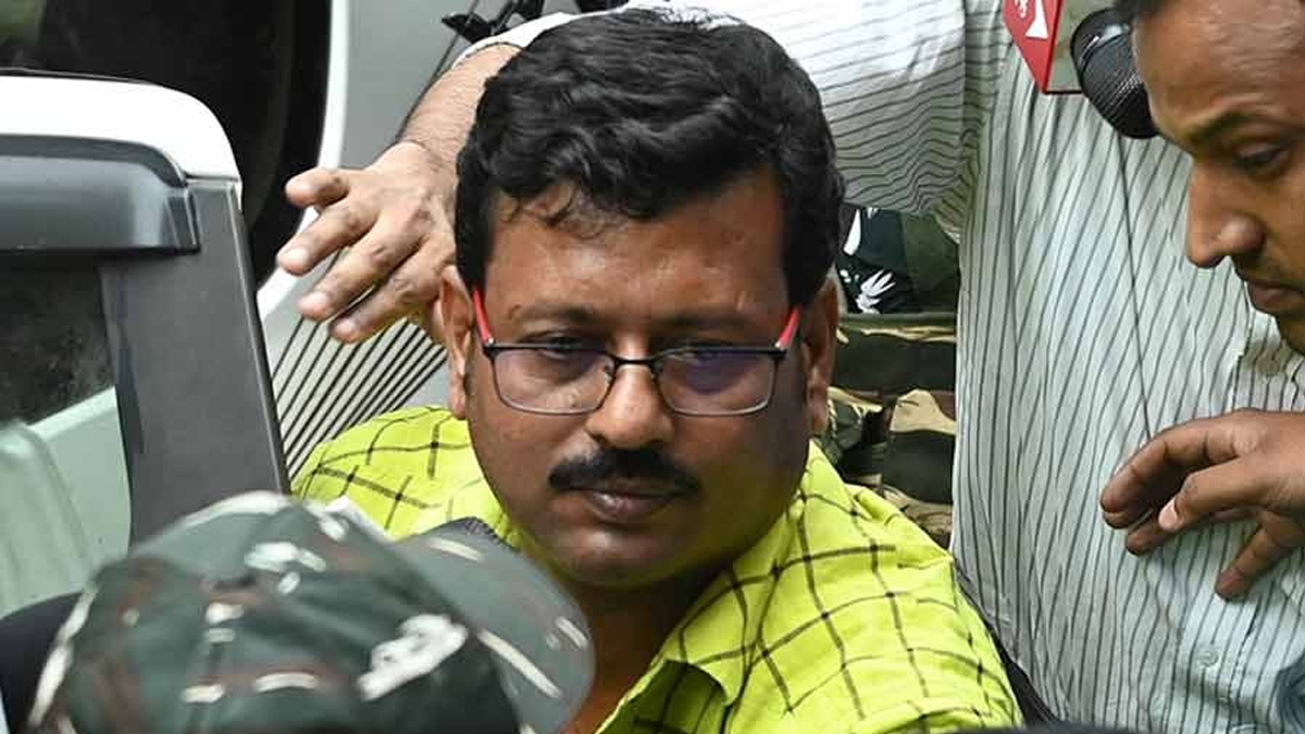 ১২ সেপ্টেম্বর পর্যন্ত বিচারবিভাগীয় হেফাজত জীবনকৃষ্ণ সাহার