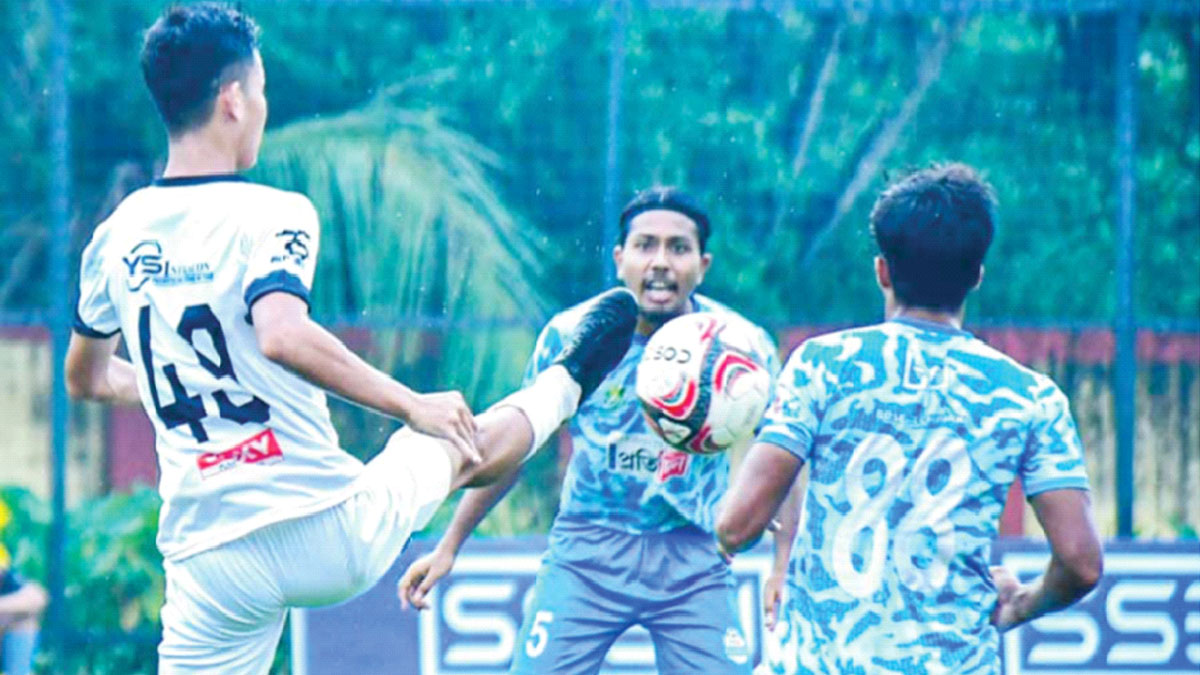 হেরেই চলেছে মহমেডান, জয়ে ফিরল ভবানীপুর