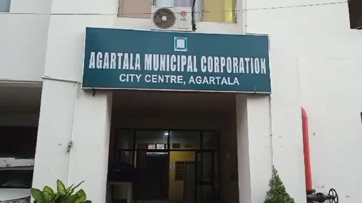 বিজেপিশাসিত ত্রিপুরায় পুরনিগম কেলেঙ্কারি, কোষাগার থেকে উধাও ১৬ কোটি টাকা