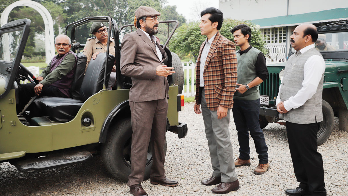 উৎসব উপহারে ‘হইচই’