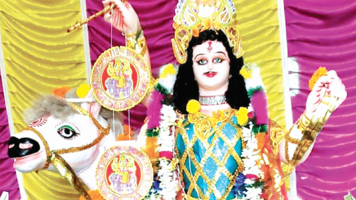 কার্যত শিল্পহীন কল্যাণীতে বিশ্বকর্মার আরাধনাতেও ভাটার টান