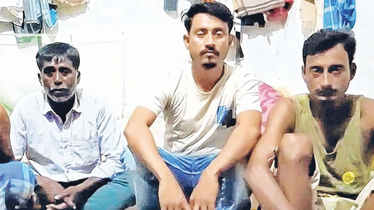 যোগীরাজ্যে বাংলার ১৮ শ্রমিককে আটক পুলিশের