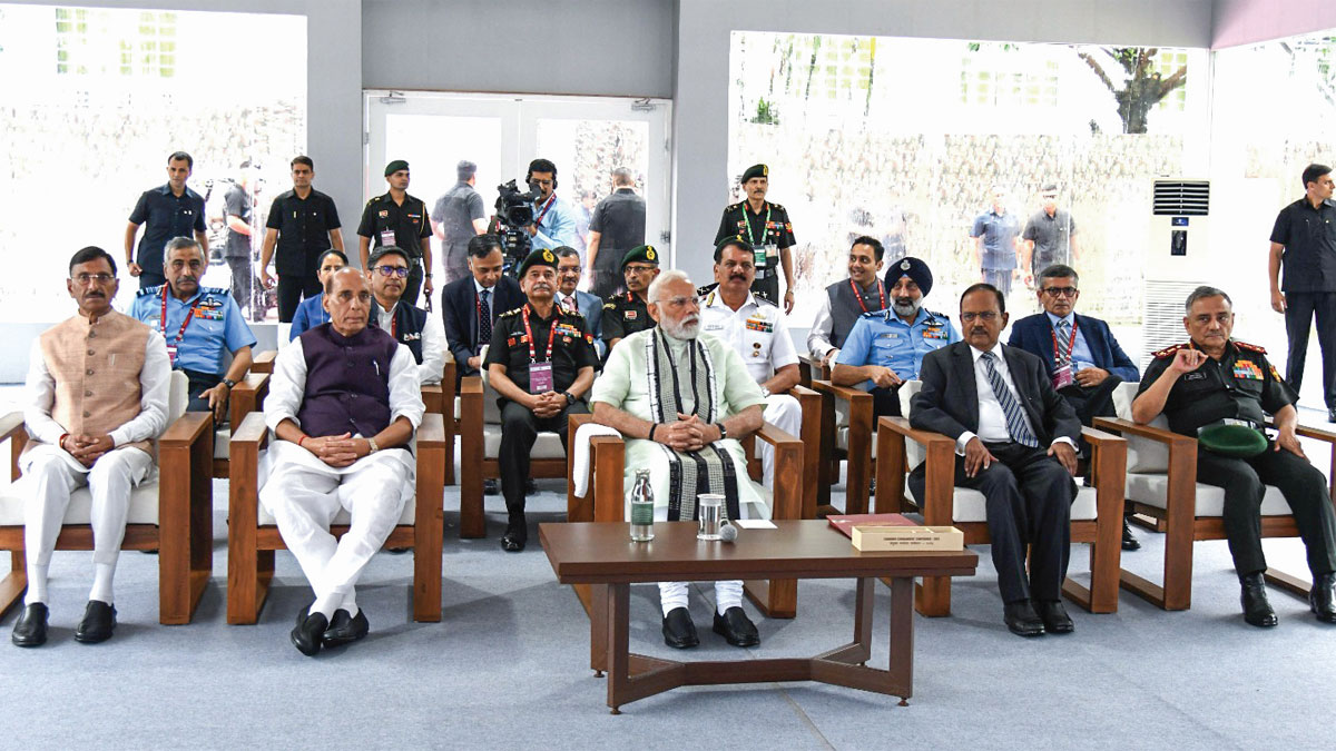 বিজয় দুর্গে যৌথ সেনাপতি সম্মেলন উদ্বোধন মোদীর