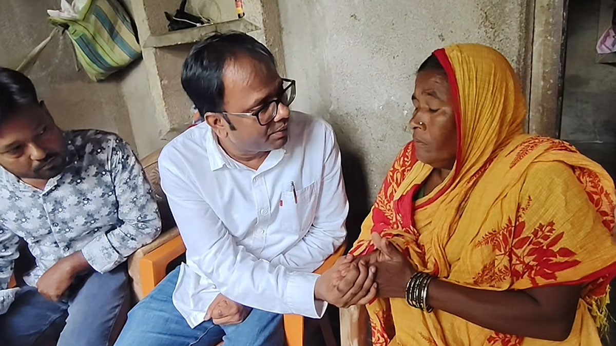 অন্তঃসত্ত্বা সোনালির বাড়িতে মুখ্যমন্ত্রীর দূত সামিরুল, বাংলাদেশ থেকে দ্রুত ফেরানোর আশ্বাস