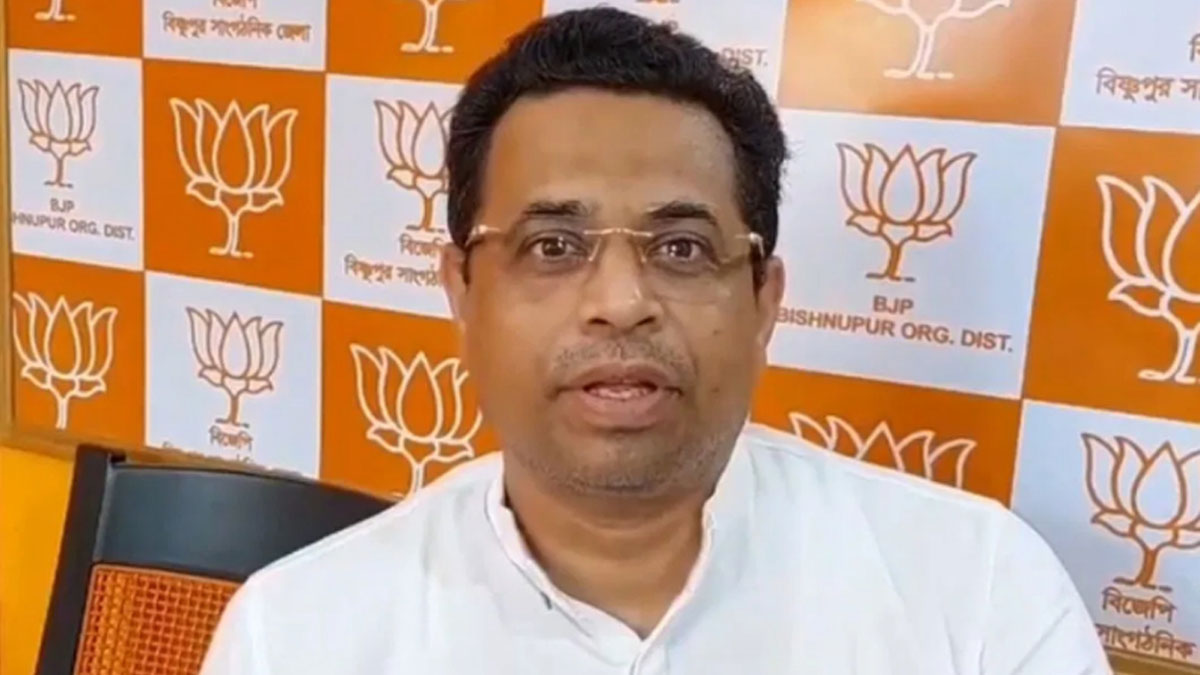 জগন্নাথ মন্দির থিমের প্যাণ্ডেলে সৌমিত্র খাঁ, করলেন প্রশংসা