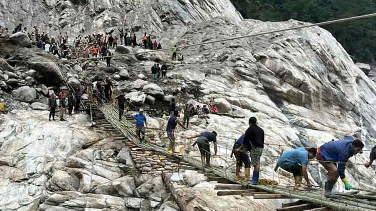 সিকিমে ফের ধস, মৃত অন্তত চার, আহত বেশ কয়েকজন