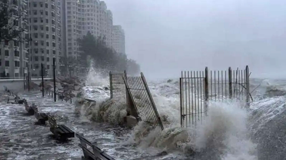 তাইওয়ানে সুপার টাইফুন ‘রাগাসা’র জলোচ্ছ্বাসে নিহত ১৪, নিখোঁজ ১২৪
