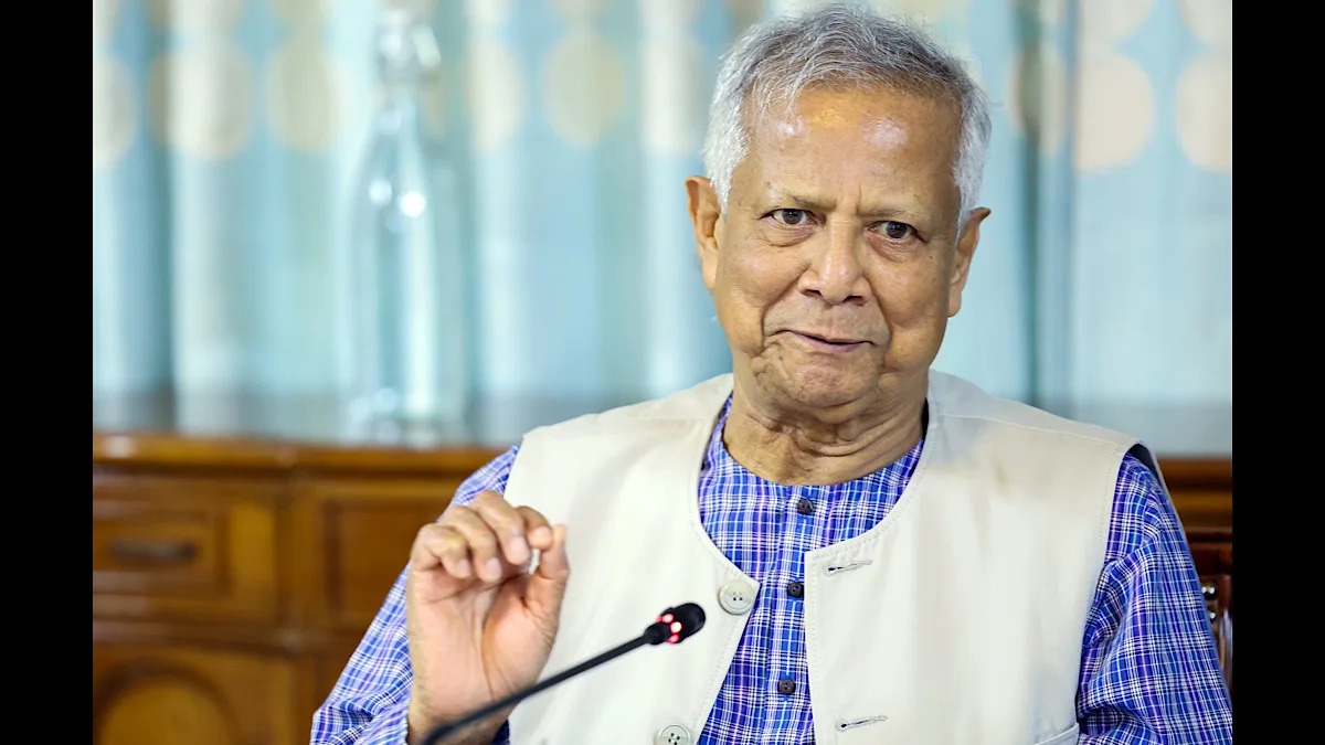 নিউ ইয়র্কে সংঘর্ষ এড়াতে মুহাম্মদ ইউনূসের আগমনের আগে প্রবাসী বাংলাদেশিদের সমাবেশে পুলিশি হস্তক্ষেপ