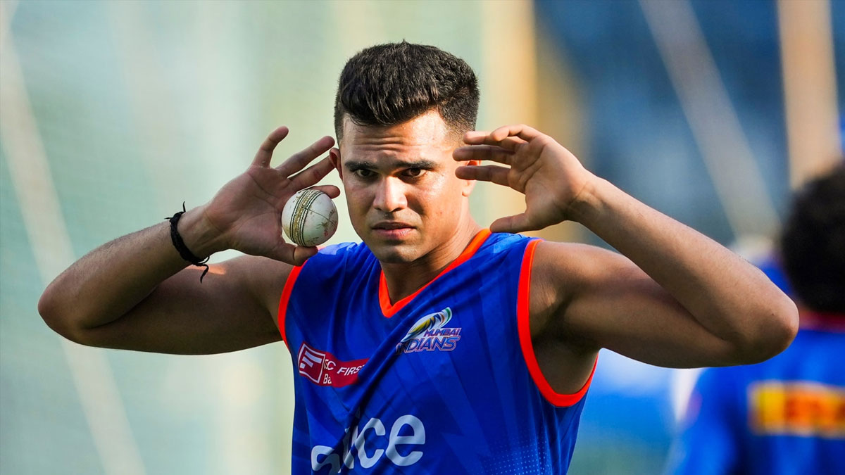 পাঁচ উইকেট নিয়ে নজরে শচীনপুত্র অর্জুন