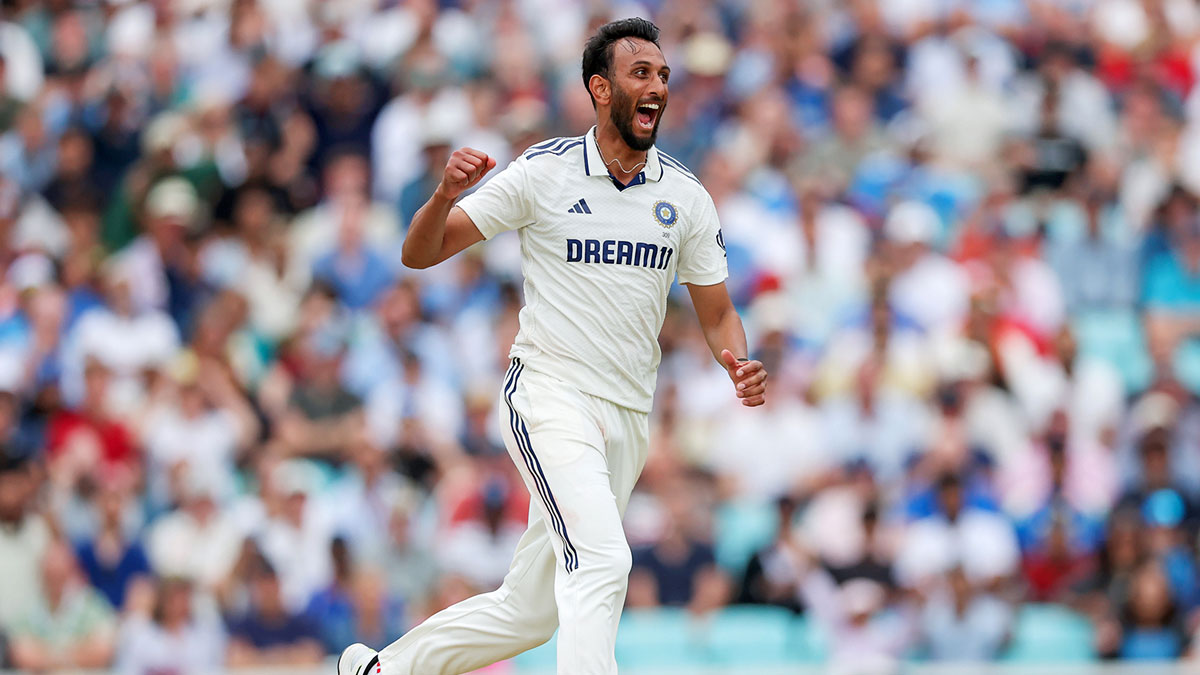 প্রসিদ্ধ কৃষ্ণ মাথায় চোট পেলেন