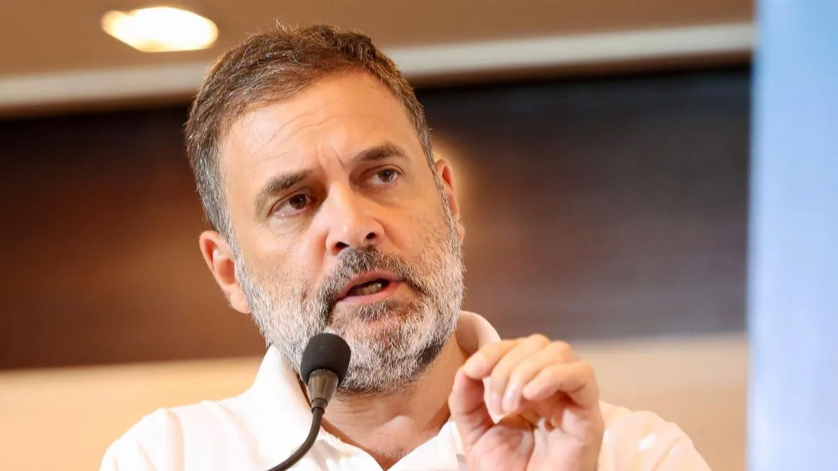 ২১ দিনে ১৬ বিএলও-র মৃত্যু, সংস্কারের নামে অত্যাচার:রাহুল