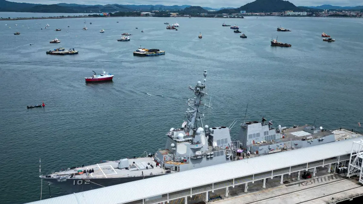 মাদক পাচারকারী ভেনেজুয়েলার ট্রলারে মার্কিন আক্রমণ, নিহত ১১