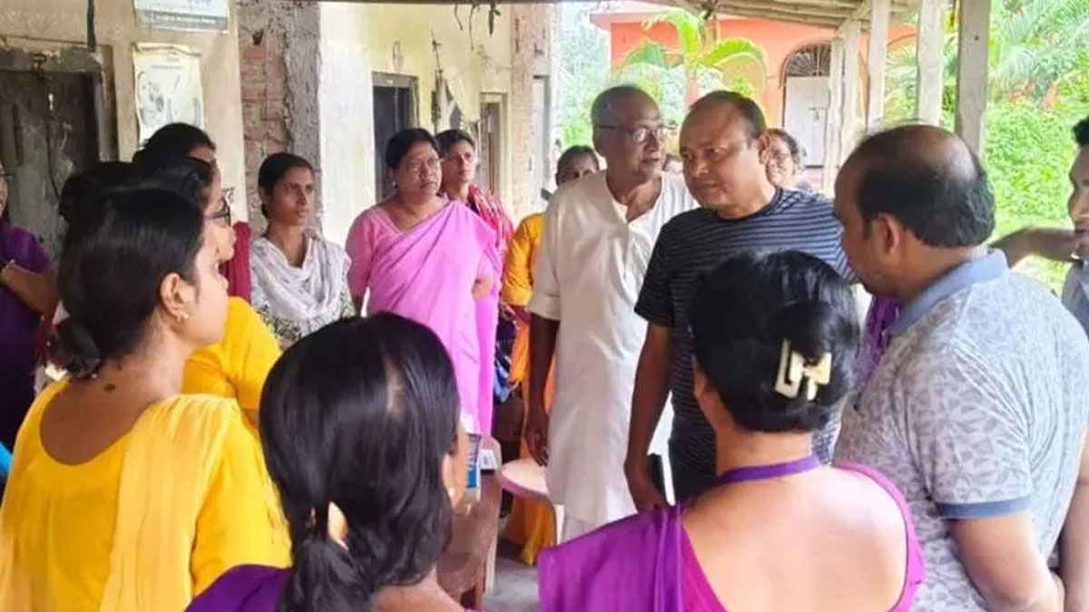 ঘাটালে প্রসাদ খেয়ে অসুস্থ ১৫০-র বেশি মানুষ