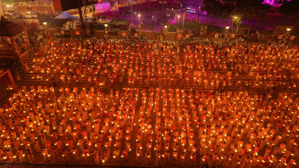 ২৬ লক্ষ প্রদীপে আলো হবে সরযূর তীর, সঙ্গে একগুচ্ছ চমক