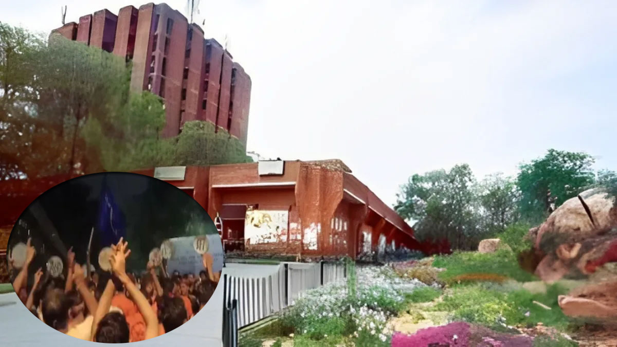 ফের শিরোনামে জেএনইউ, দশেরার শোভাযাত্রা ঘিরে রণক্ষেত্র ক্যাম্পাস 