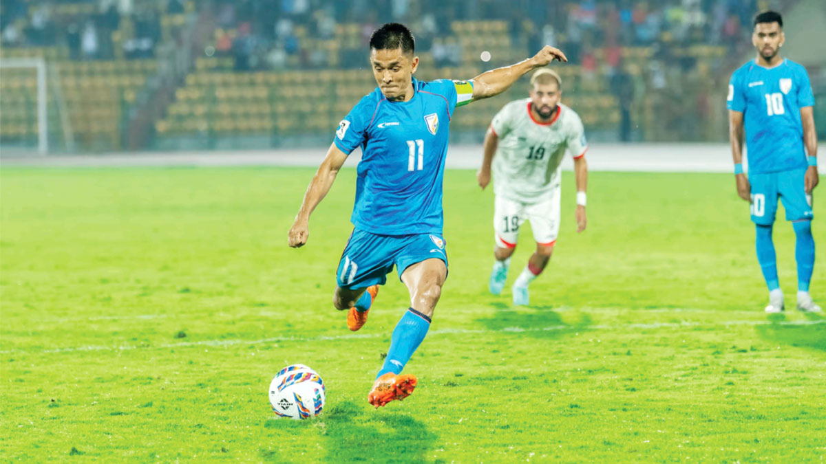 ভারতীয় ফুটবল এখনও গভীর সঙ্কটে হাবুডুবু খাচ্ছে