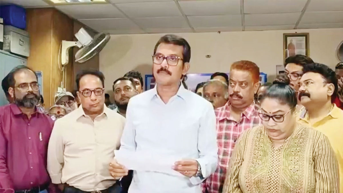 উত্তরবঙ্গের পাশে টলিপাড়া, ৩৩ লক্ষ টাকা অনুদান রাজ্য ত্রাণ তহবিলে