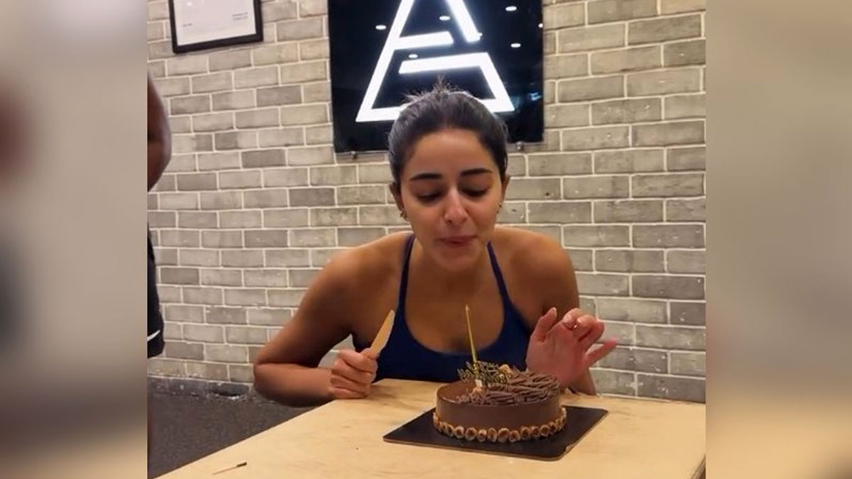 জন্মদিনের আগেই ভক্তদের কাছে অনন্যা পাণ্ডের মিষ্টি আবেদন, ‘আমায় শুভেচ্ছায় ভরিয়ে দাও’