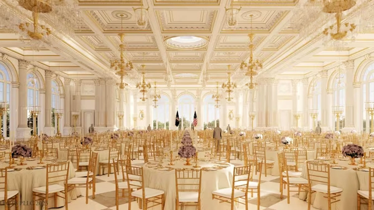 ভাঙা হচ্ছে হোয়াইট হাউসের ইস্ট উইং, ট্রাম্পের ঝাঁ-চকচকে স্বপ্নের বলরুম নির্মাণের উদ্যোগ