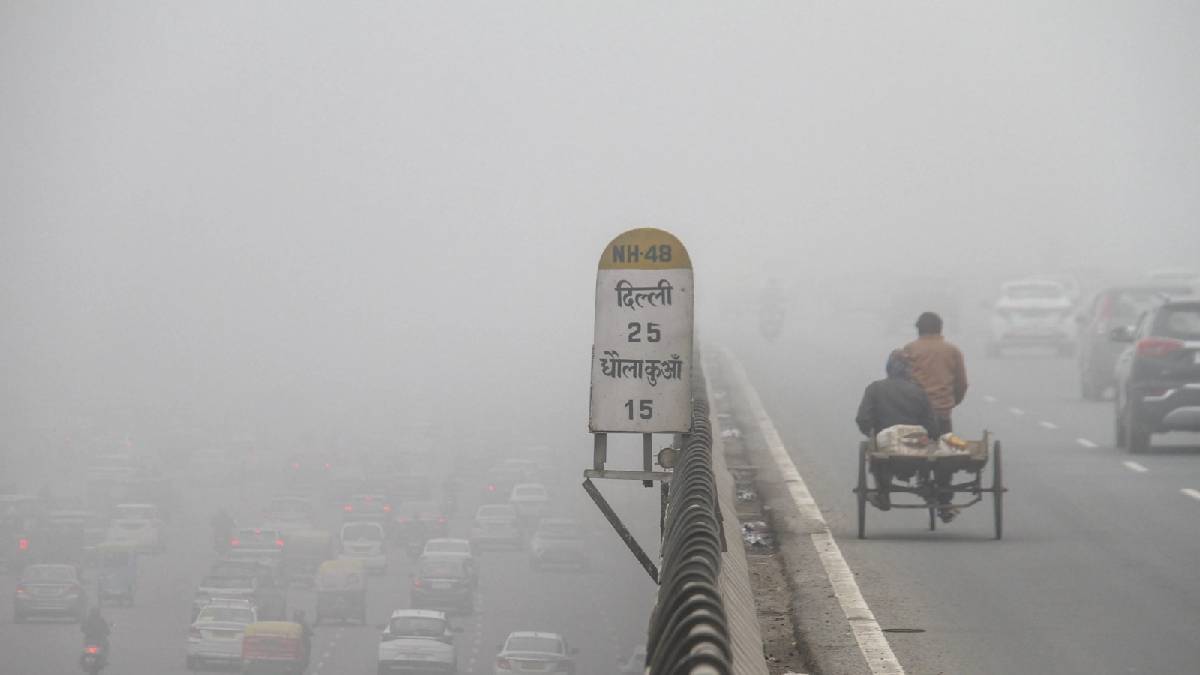 দীপাবলি মিটতেই ‘অত্যন্ত খারাপ’ দিল্লির বাতাসের গুণগত মান