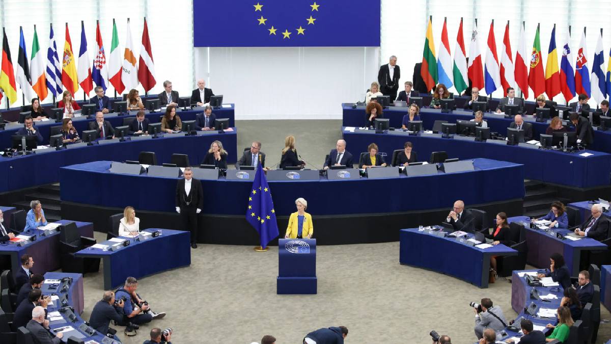 ইউক্রেন যুদ্ধে রাশিয়াকে সাহায্যের অভিযোগে ভারতের তিন সংস্থার উপর নিষেধাজ্ঞা ইইউ-র