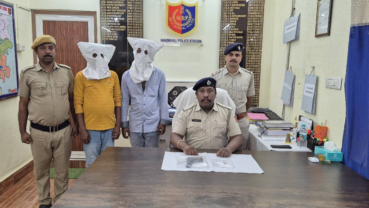 অবৈধ আগ্নেয়াস্ত্র,কার্তুজ সহ গ্রেপ্তার ২