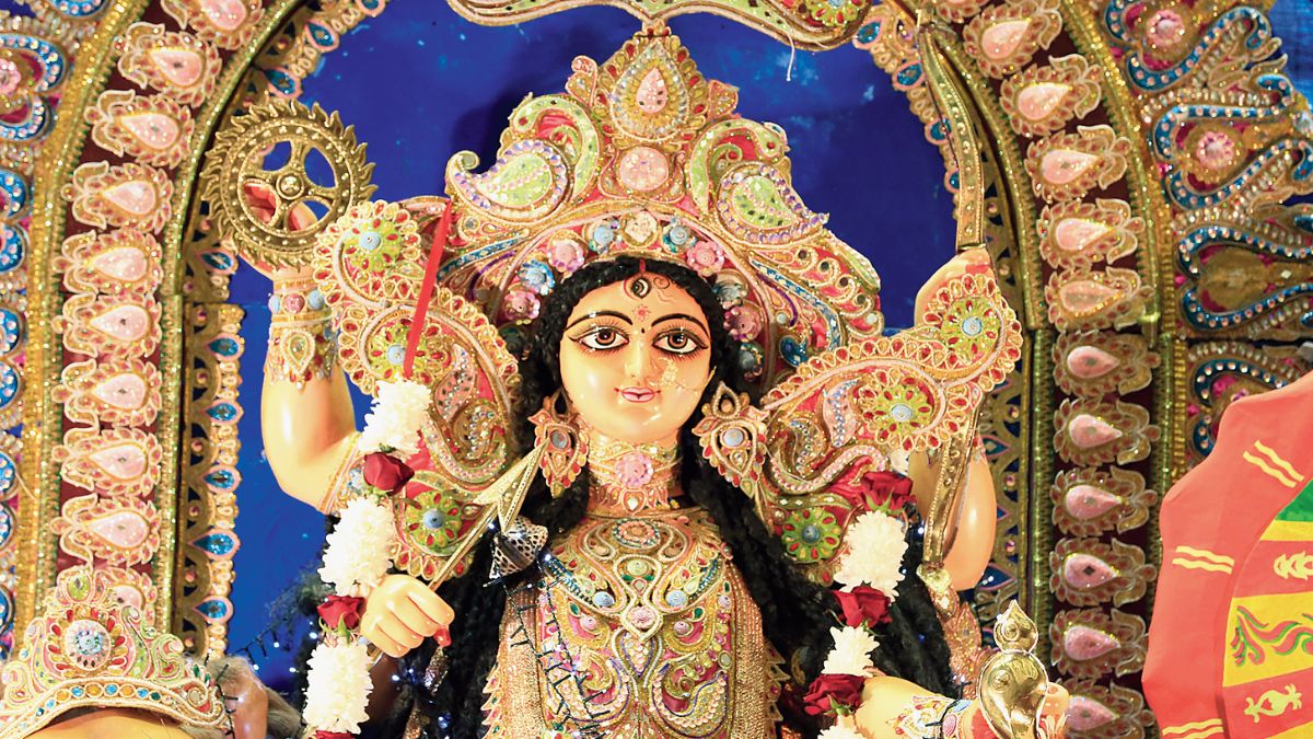 আঁটসাঁট নিরাপত্তা, ৩০০ টি সিসিটিভি, নো এন্ট্রি, চন্দননগরে পুজোর প্রস্তুতি