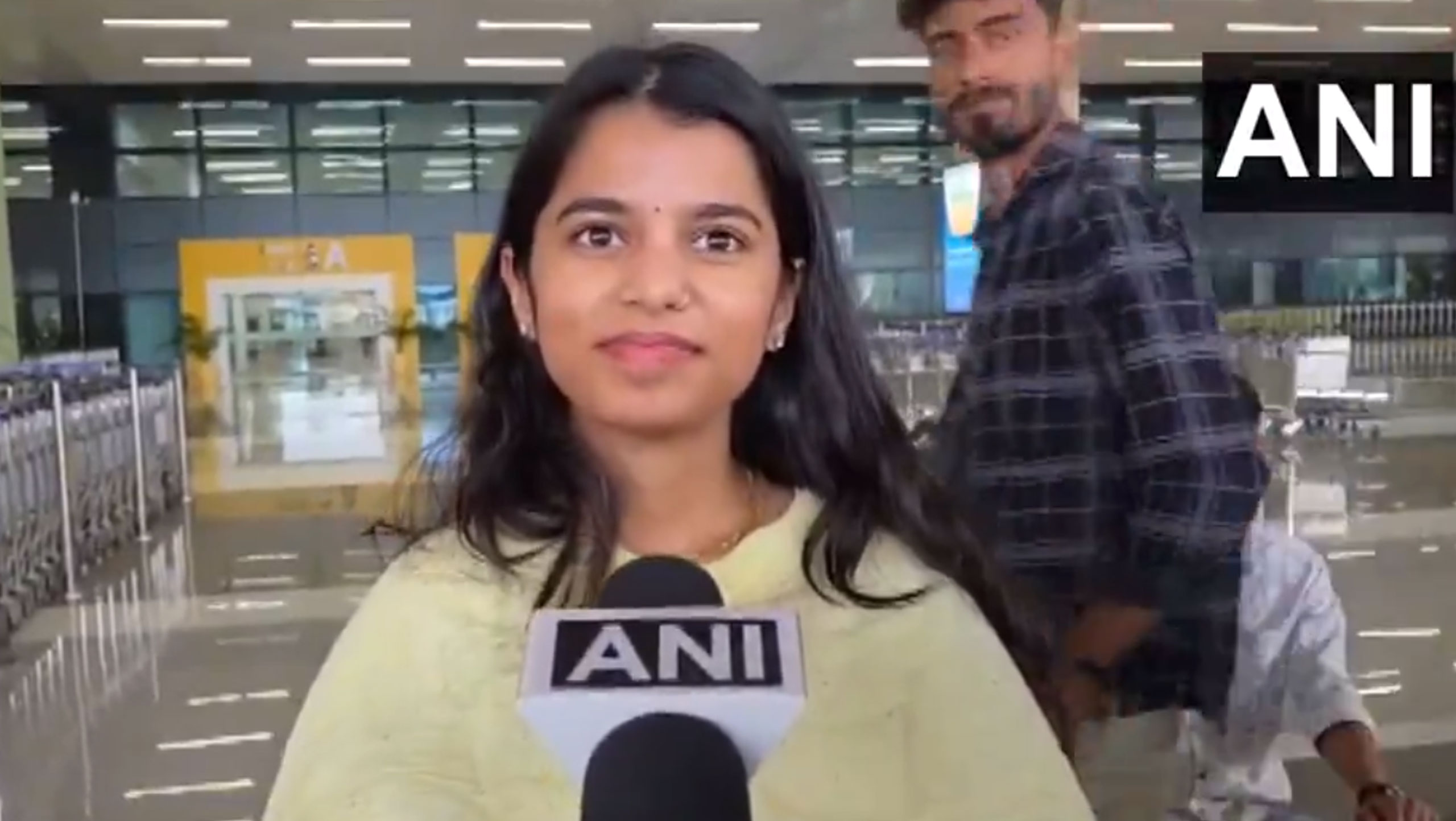 মৈথিলী ঠাকুর জয়ী