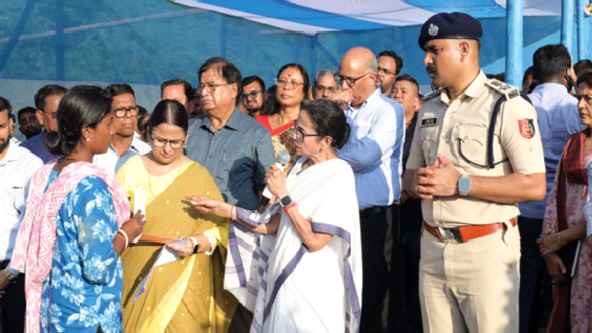 বিপর্যস্ত উত্তরবঙ্গে মমতা