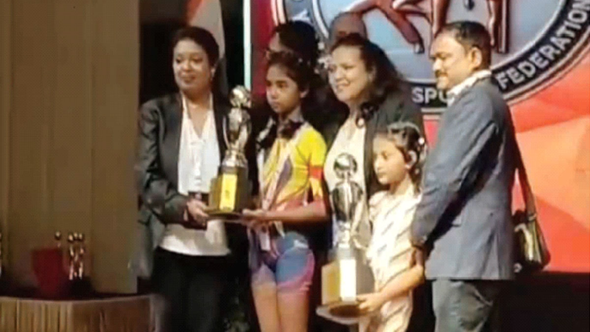 নেপালে আন্তর্জাতিক যোগাসনে  ভারতের হয়ে সোনা জয় প্রত্যুষার