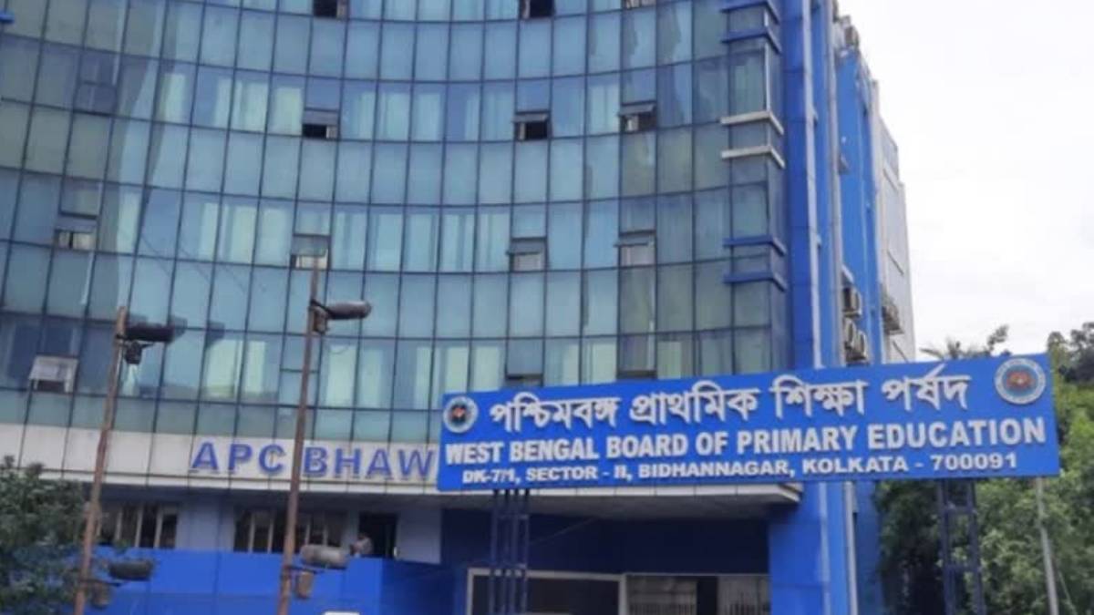 ২০১২ সালে টেট উত্তীর্ণদের শংসাপত্র দেওয়ার কথা ভাবছে পর্ষদ