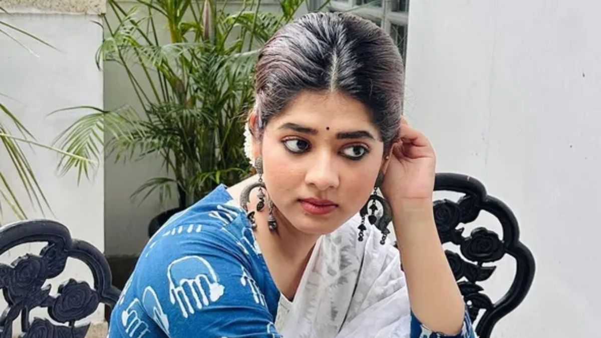 ‘ভাল করে হাসতেও পারছি না’, কেন বললেন দিতিপ্রিয়া?