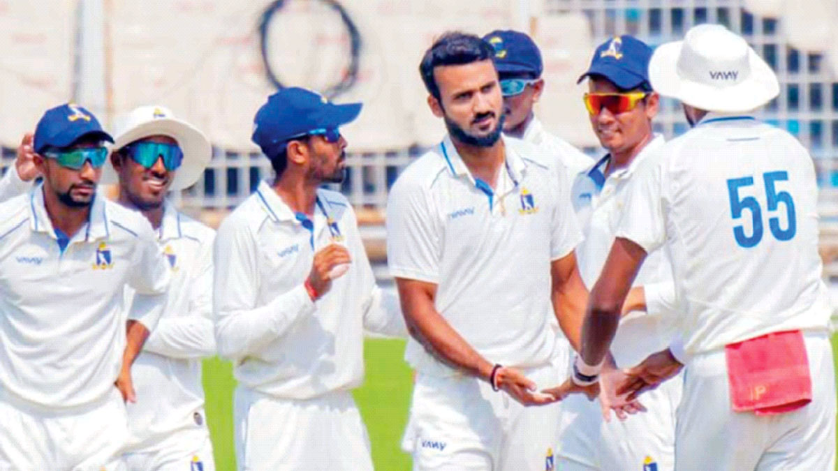 অসমের বিরুদ্ধে চালকের আসনে বাংলা