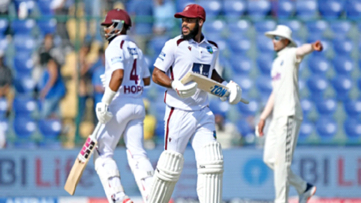 ভারতের কাছে আবার ফলো অন ওয়েস্ট ইন্ডিজের