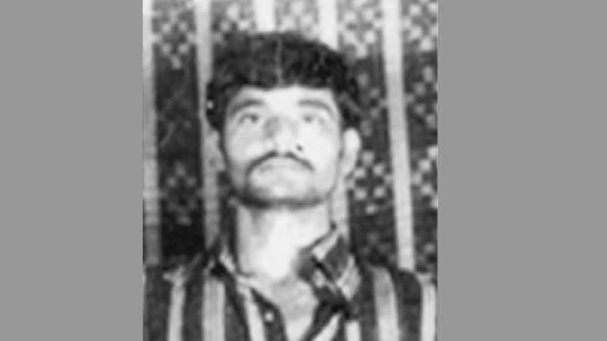 তোমাদের চেয়ারম্যান, আমাদের চেয়ারম্যান