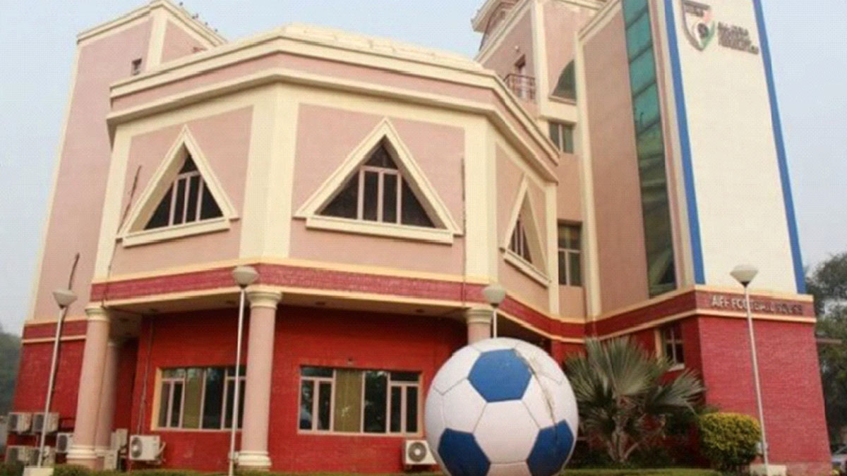 ফেডারেশনের ডাকা আলোচনায় কোনও  সমাধান এলো না