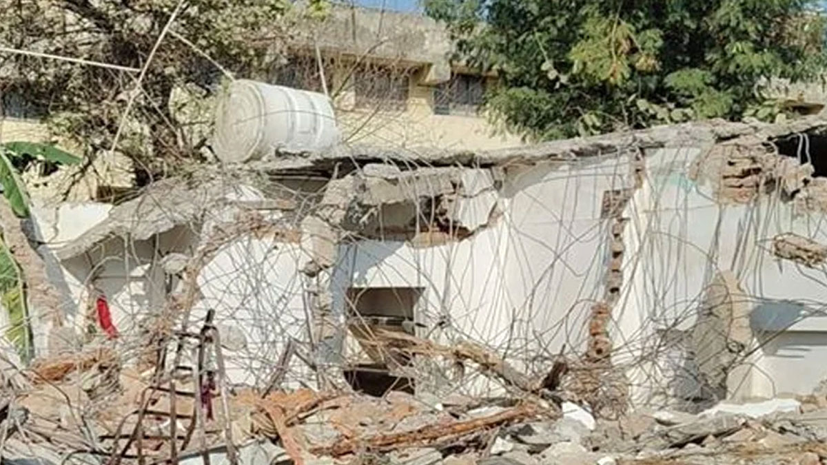 জম্মুতে সাংবাদিকের বাড়ি ভাঙা ঘিরে তুমুল বিতর্ক