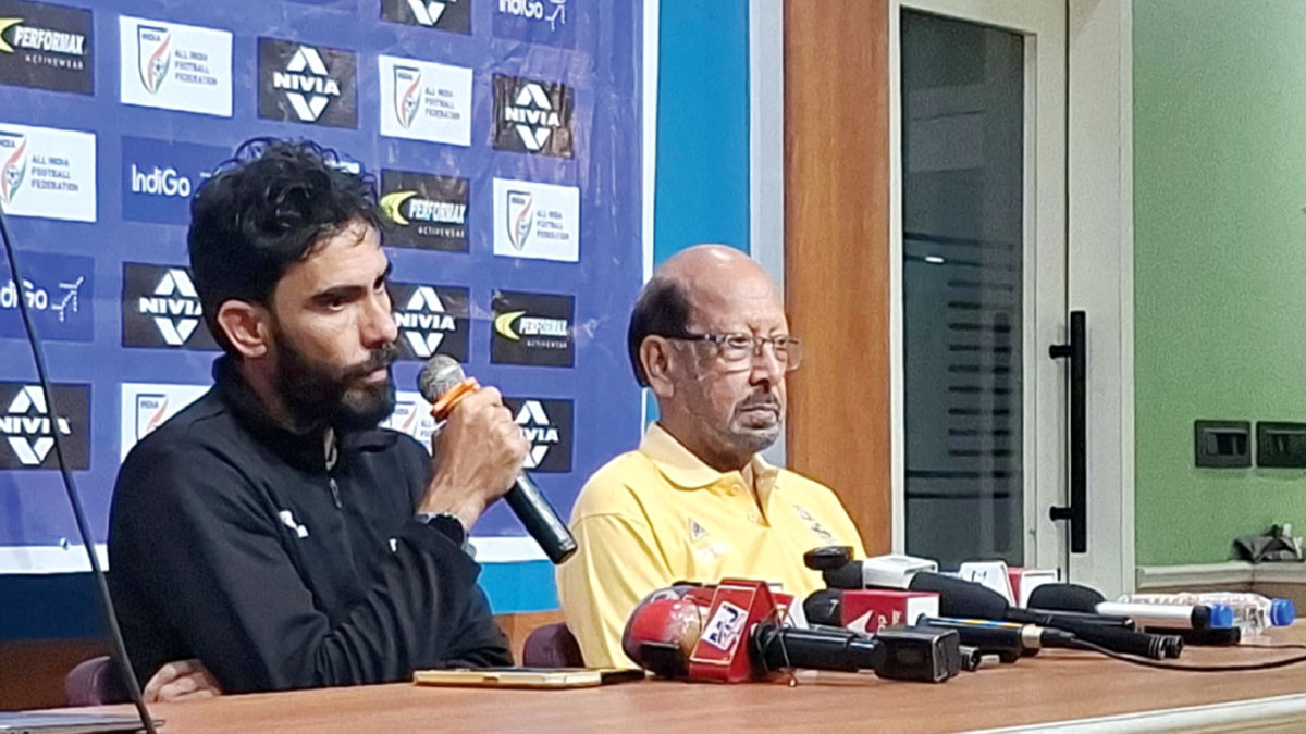 ভারতীয় ফুটবলের অবনতির জন্য চিন্তিত নন কোচ খালিদ