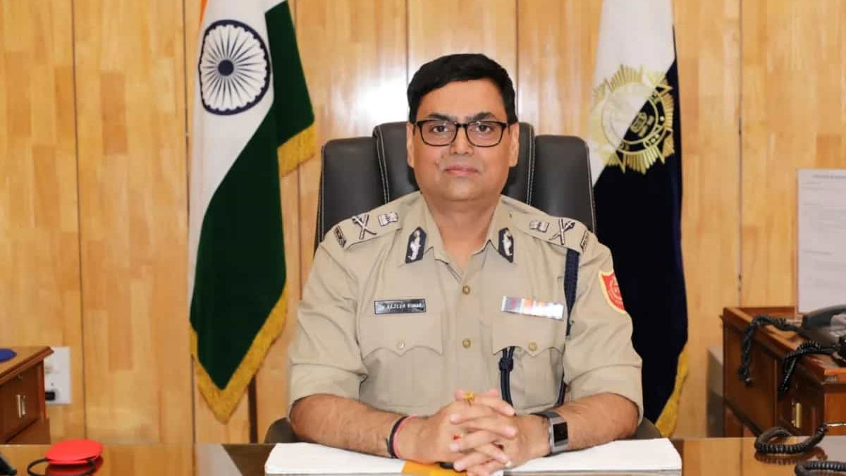 ডিজি নিয়োগে বঞ্চনা, ট্রাইবুনালে মামলা আইপিএস রাজেশ কুমারের