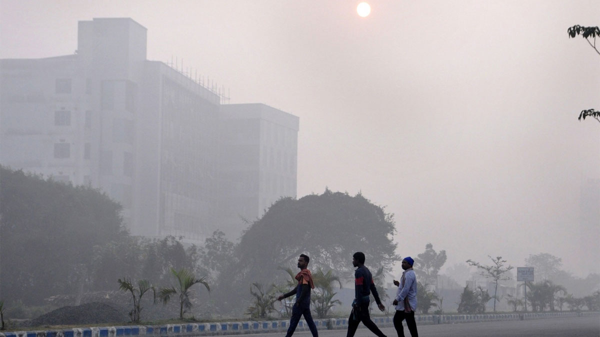 স্বাভাবিকের ৩ ডিগ্রি নিচে কলকাতার তাপমাত্রা, জাঁকিয়ে শীত পড়ার সম্ভাবনা