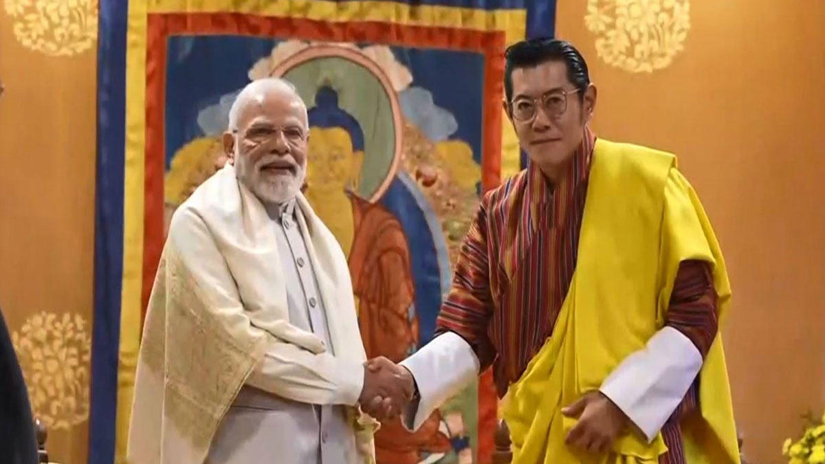 থিম্পুতে নরেন্দ্র মোদী ও ভুটান রাজার প্রতিনিধি-স্তরের বৈঠক