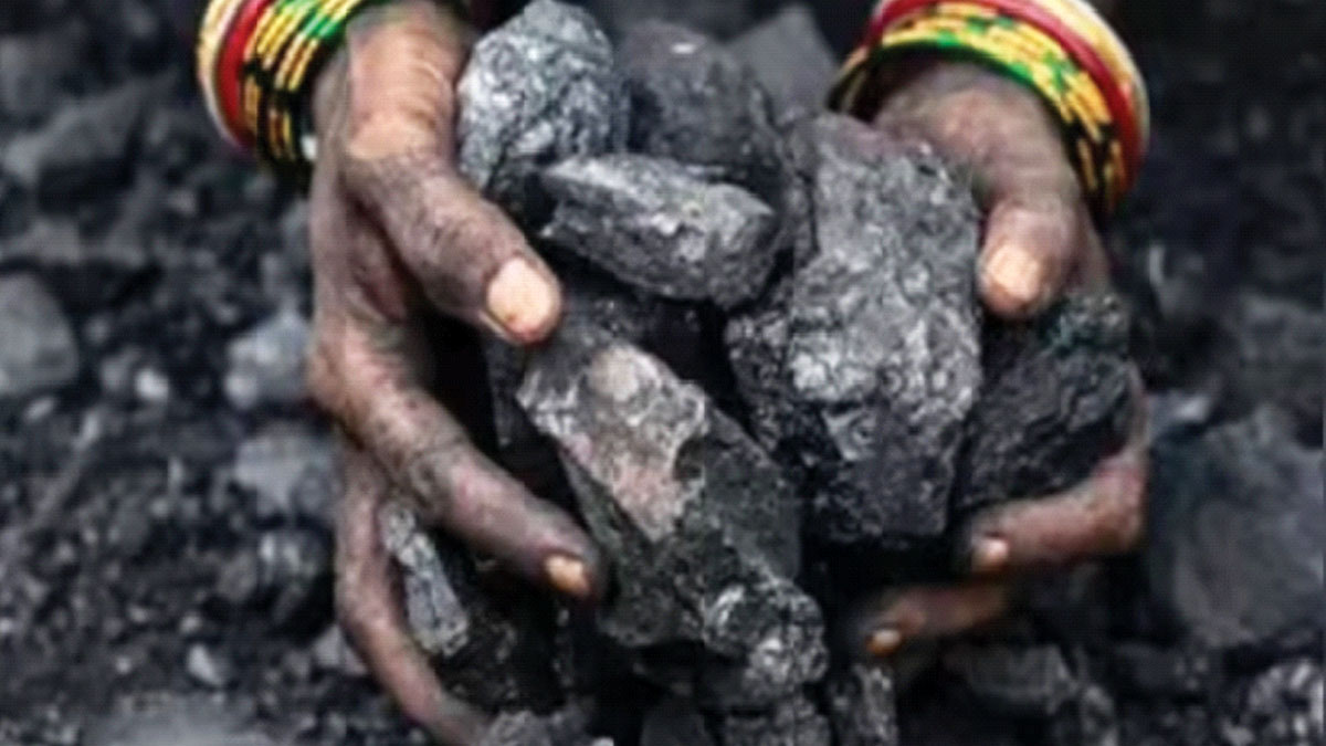 বিশ্ব জলবায়ু সম্মেলনে কয়লার ব্যবহার বন্ধের কোনও সময়সীমার উল্লেখ নেই
