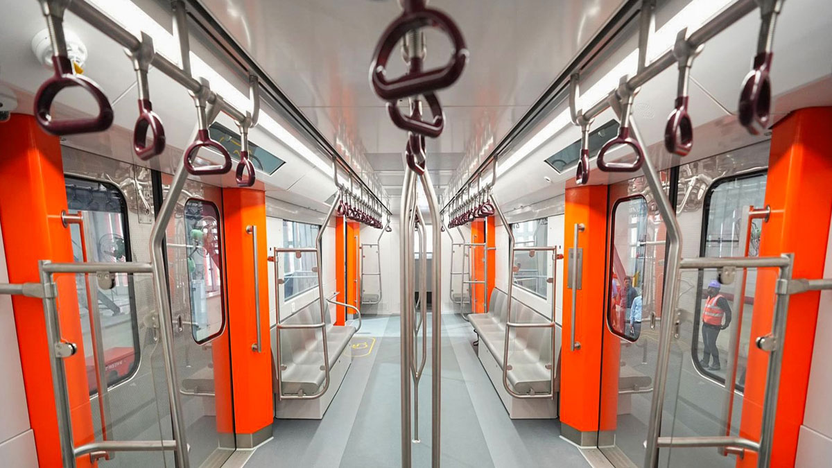 ছন্দে ফিরছে দিল্লি, খুলল লাল কিল্লা মেট্রো স্টেশনের দুটি প্রবেশদ্বার