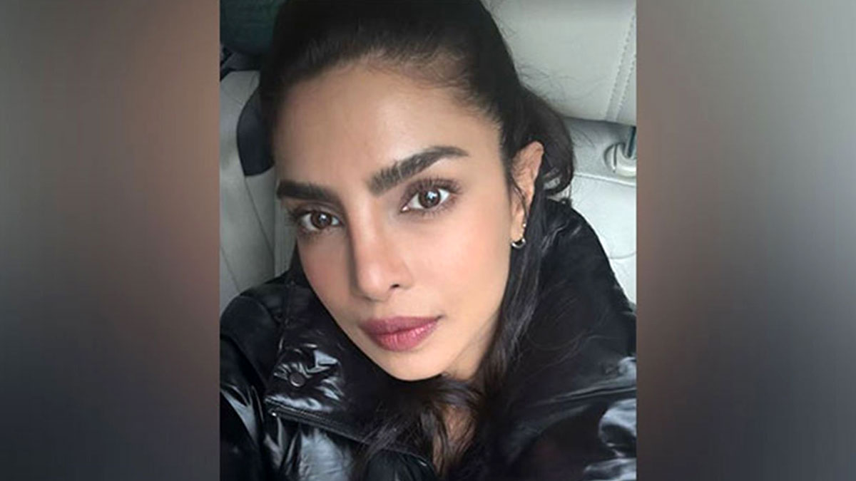 দিল্লি বিস্ফোরণে প্রাণহানিতে শোক প্রকাশ প্রিয়াঙ্কা চোপড়ার