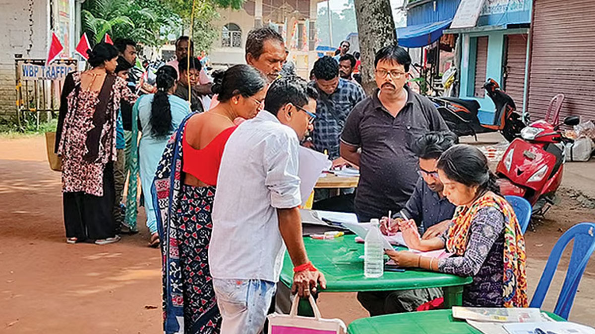 ঠাকুরবাড়ির সিএএ ক্যাম্পে নাগরিকত্ব নিয়ে চরম অনিশ্চয়তা